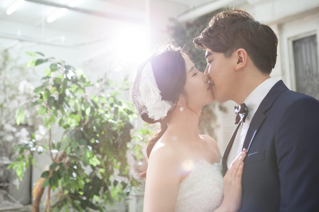 マッチングアプリで結婚するカップルは何割なのか？